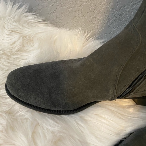 Corso Como Laura Gray Suede‎ Over the Knee Boots - Picture 9 of 12